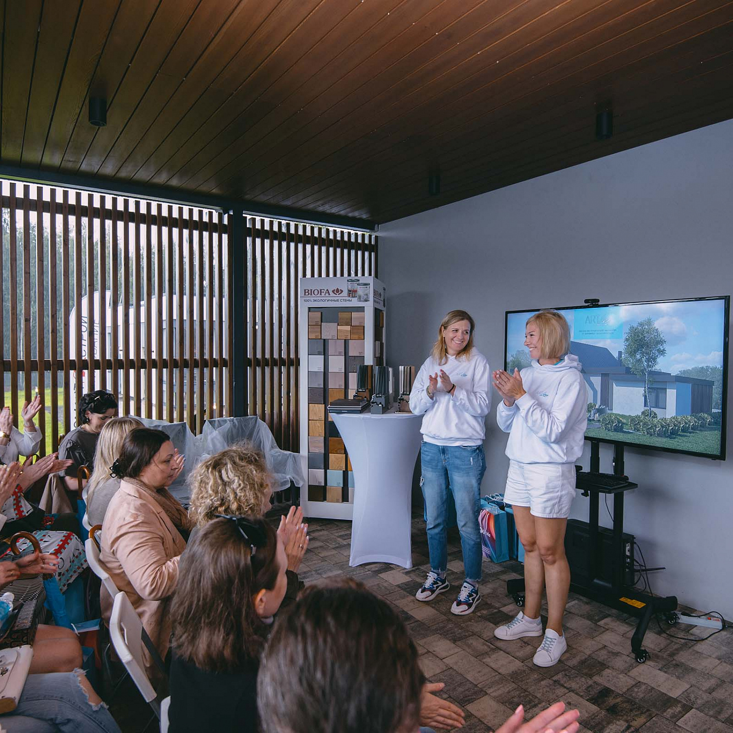 Фурор проекта ArtLine на выставке Open Village